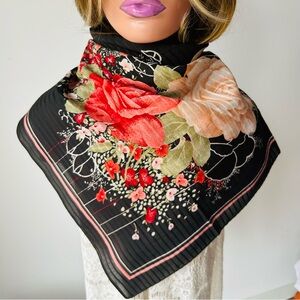 Floral Black Silk Scarf 76/76 cm